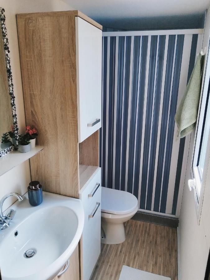Mobile Home Relax Klenovica Bagian luar foto